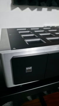 NAD Masters M17 V2i + NAD Masters M28 (Vorführ-Kombination)
