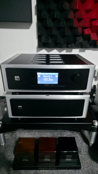 NAD Masters M17 V2i + NAD Masters M28 (Vorführ-Kombination)